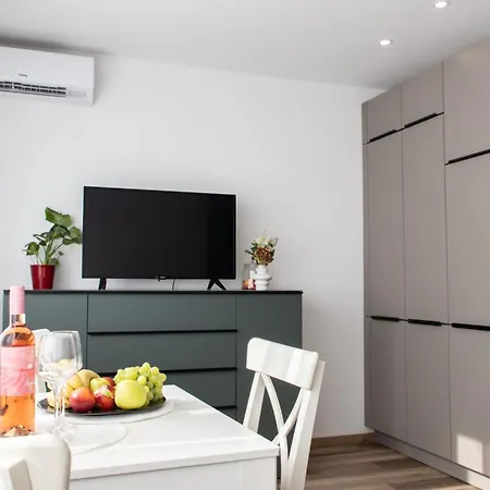 Studio Apartment Nina Zagreb Exterior foto